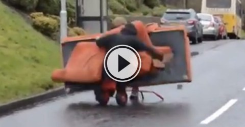 Two very drunk Irish guys cant deal with this sofa.