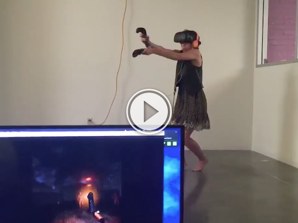 When your VR Zombie game becomes too real!! (Video)