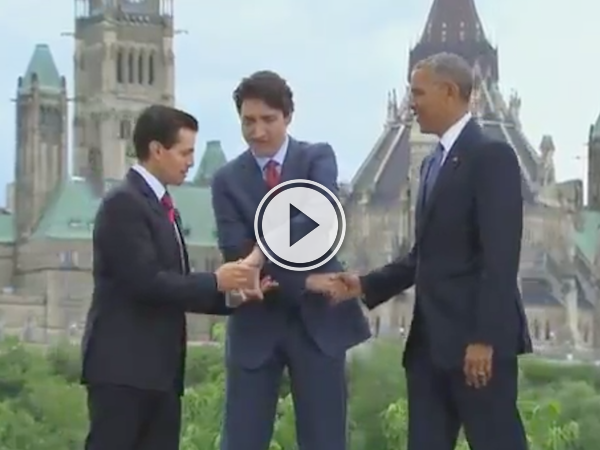A PM, a POTUS and a President try to shake hands at the same time (Video)