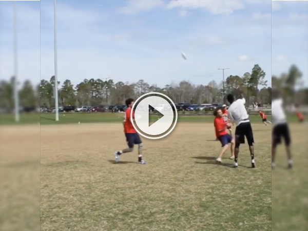 Dude pulls off an absurd frisbee throw; acts like nothing happened! (Video)