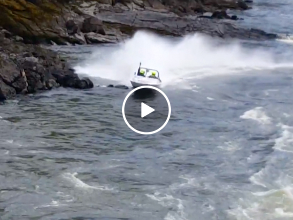 Maybe don't take your speed boat so close to the rocks (Video)