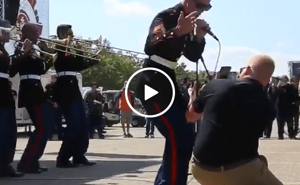 Marine raps like a badass to Eminem (Video)