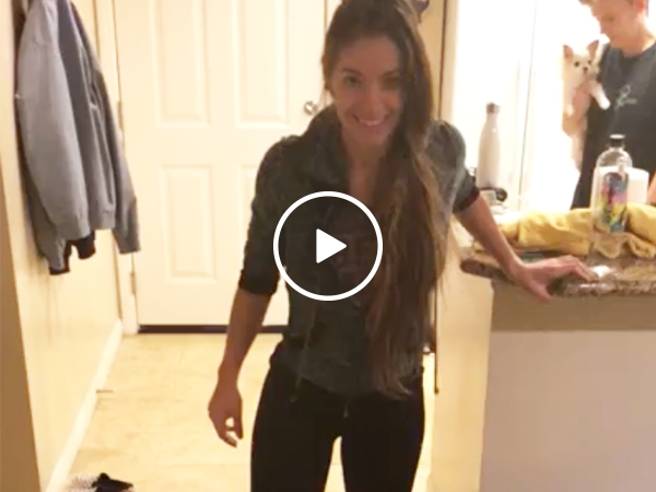 Cute girl has a cringe-worthy walking talent (Video)