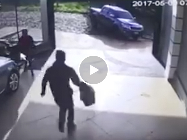 Homeowner takes justice into own hands when he finds burglars at home