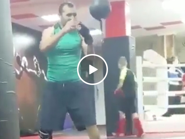 "Holy sh*t, it's Jason Bourne" (Video)