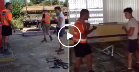 Angry employee fights boss over dispute, settle disagreement like men (Video)