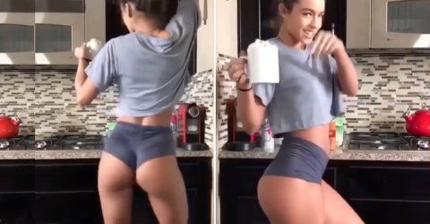 It's been too long... Hip Hip, Boooootaaaaayyyyy! (16 GIFs)
